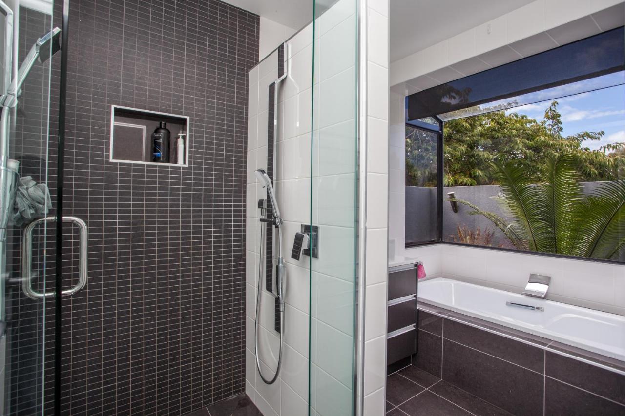 Unique Equestrian Lifestyle Bed & Breakfast Tamahere Exterior photo